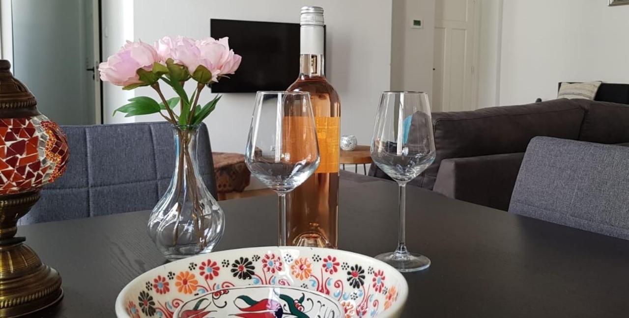 Barbera Apartments Haarlem Dış mekan fotoğraf